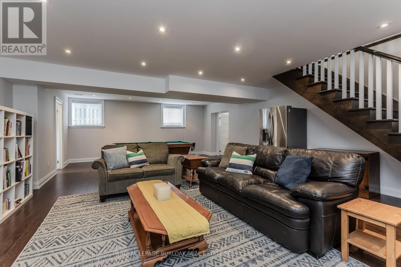 694 Cedar Avenue, Burlington, Ontario  L7T 2R7 - Photo 42 - W12427262