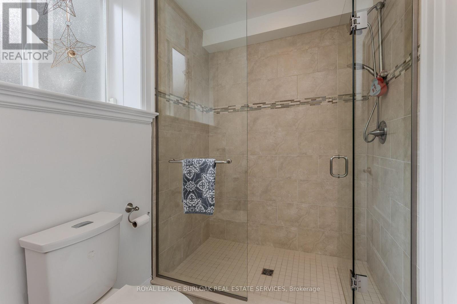 694 Cedar Avenue, Burlington, Ontario  L7T 2R7 - Photo 47 - W12427262