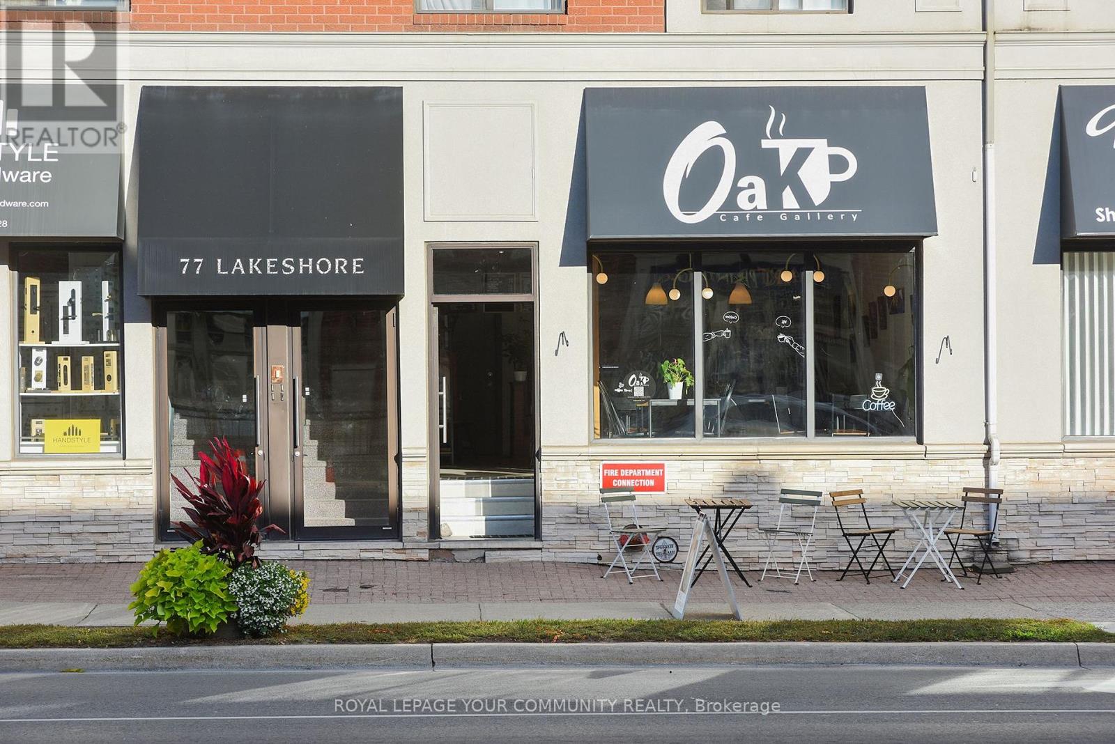 77 LAKESHORE ROAD W, Oakville, Ontario