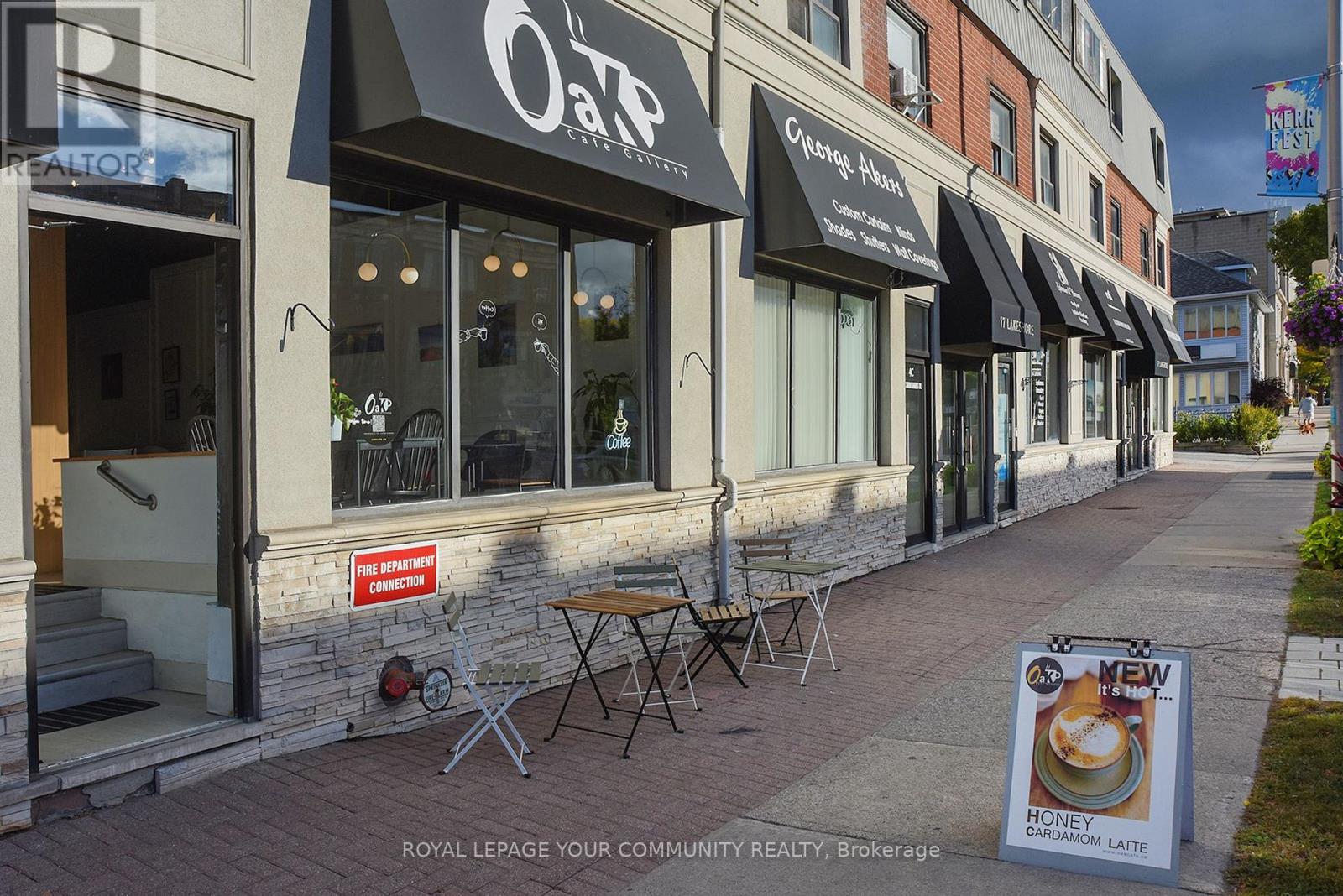 77 Lakeshore Road W, Oakville, Ontario  L6K 1C9 - Photo 25 - W12427288