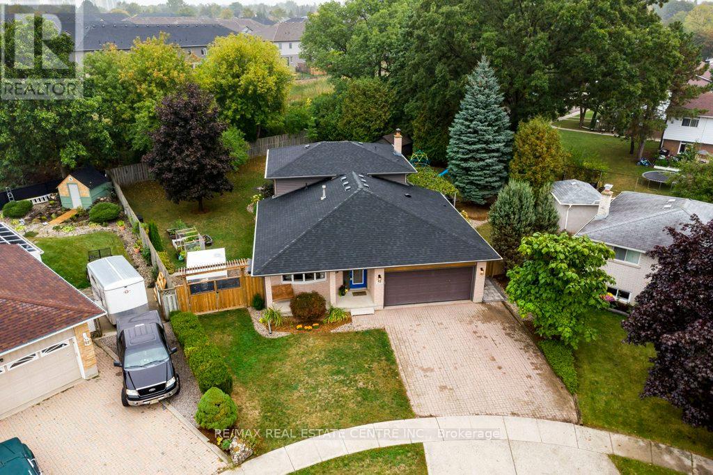 36 Crystal Court, Cambridge, Ontario  N1R 7T2 - Photo 33 - X12427201