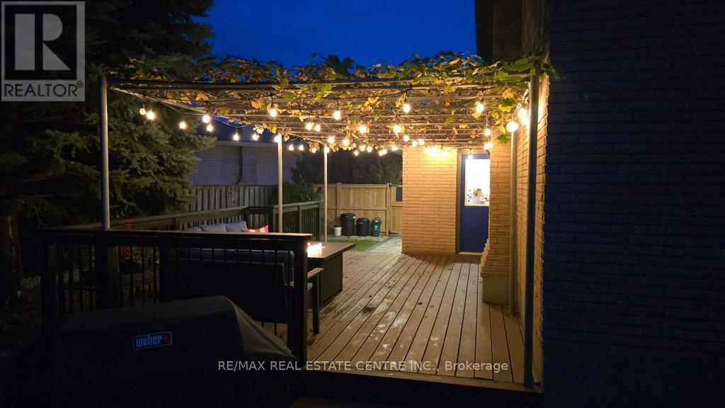 36 Crystal Court, Cambridge, Ontario  N1R 7T2 - Photo 36 - X12427201