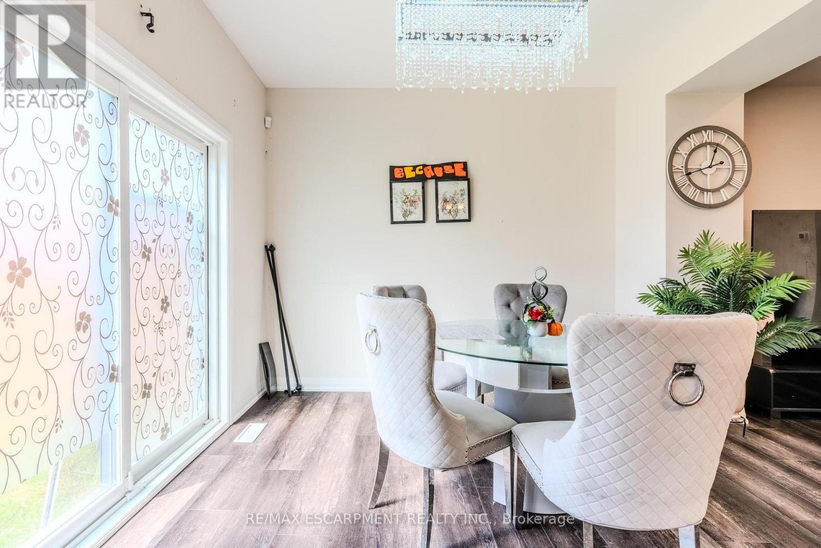 78 Jayla Lane, West Lincoln, Ontario  L0R 2A0 - Photo 13 - X12427277