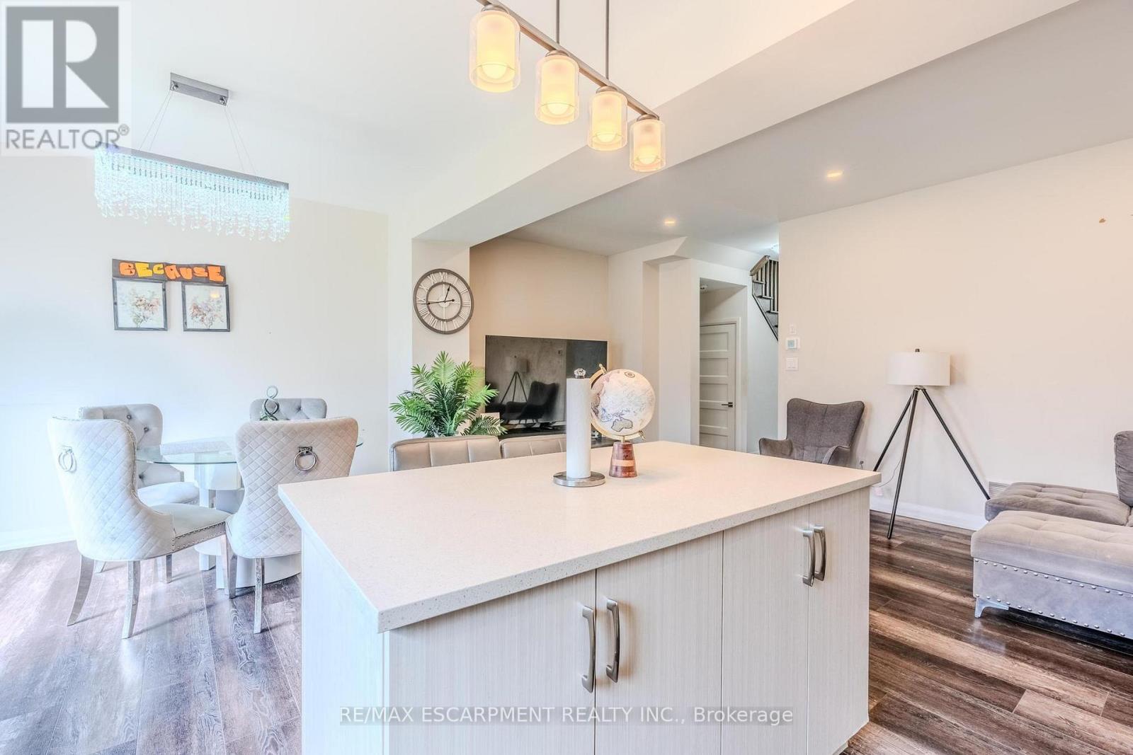 78 Jayla Lane, West Lincoln, Ontario  L0R 2A0 - Photo 18 - X12427277