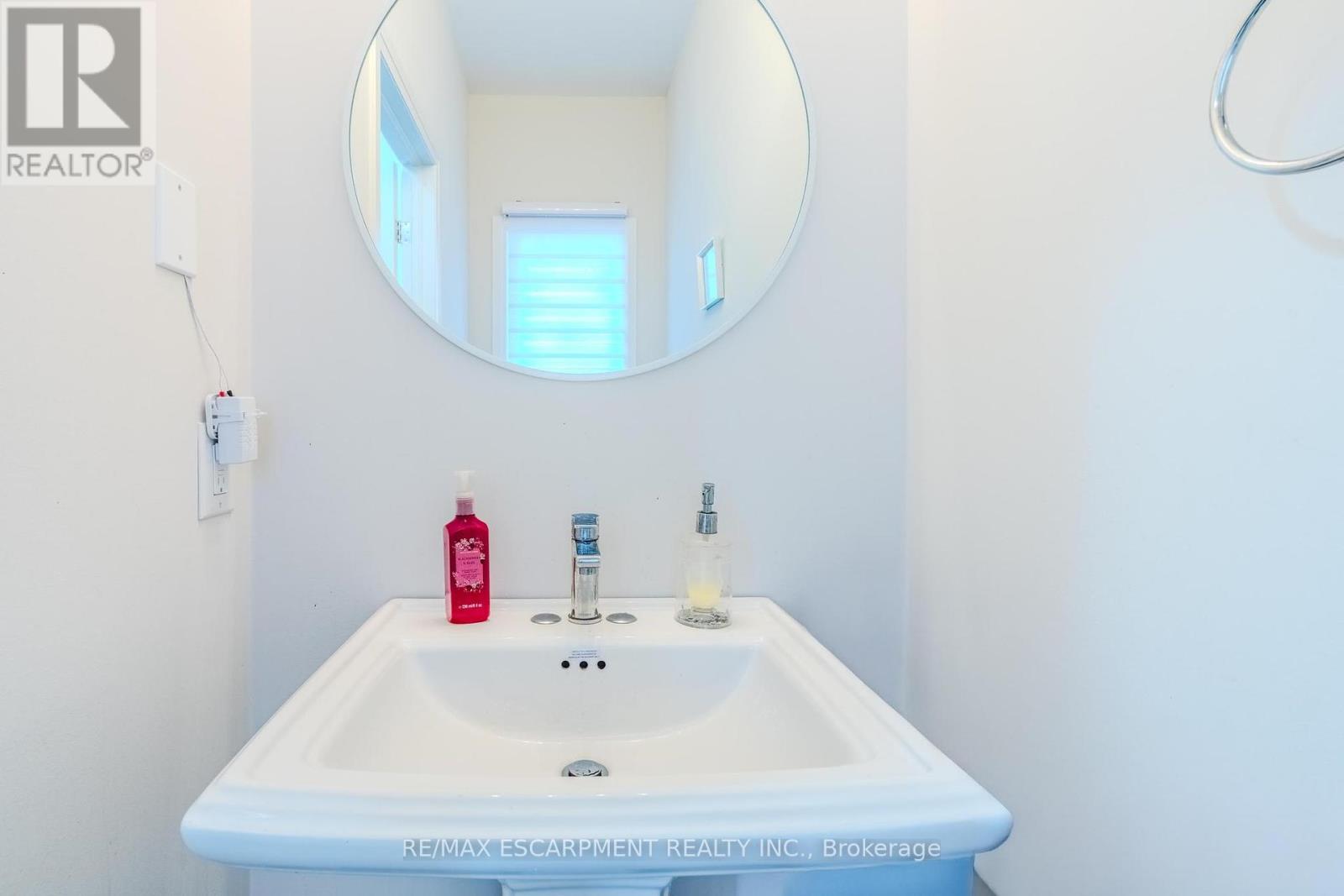 78 Jayla Lane, West Lincoln, Ontario  L0R 2A0 - Photo 6 - X12427277