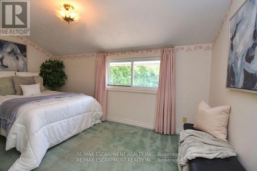 665 Bendamere Avenue, Hamilton, Ontario  L9C 1R7 - Photo 14 - X12427296