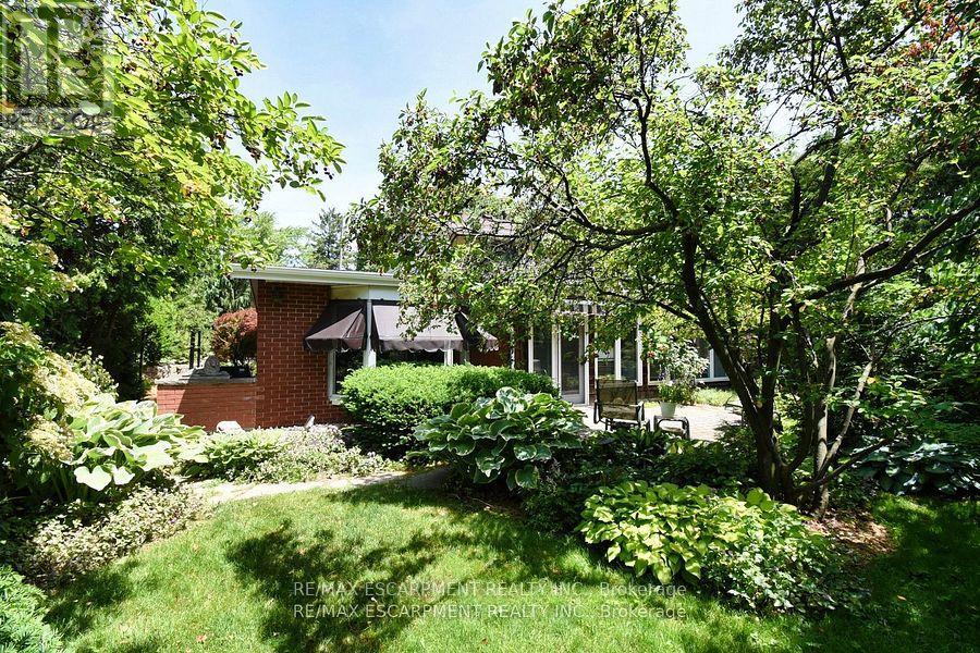 665 Bendamere Avenue, Hamilton, Ontario  L9C 1R7 - Photo 22 - X12427296