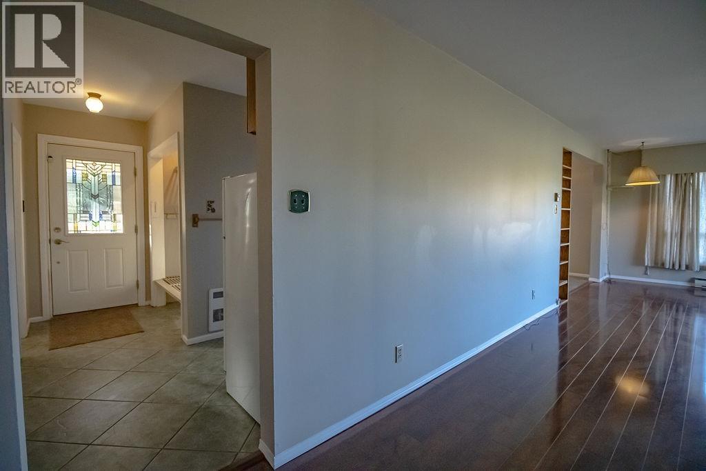 569 Birch Street, Fort St. James, British Columbia  V0J 1P0 - Photo 4 - R3052288