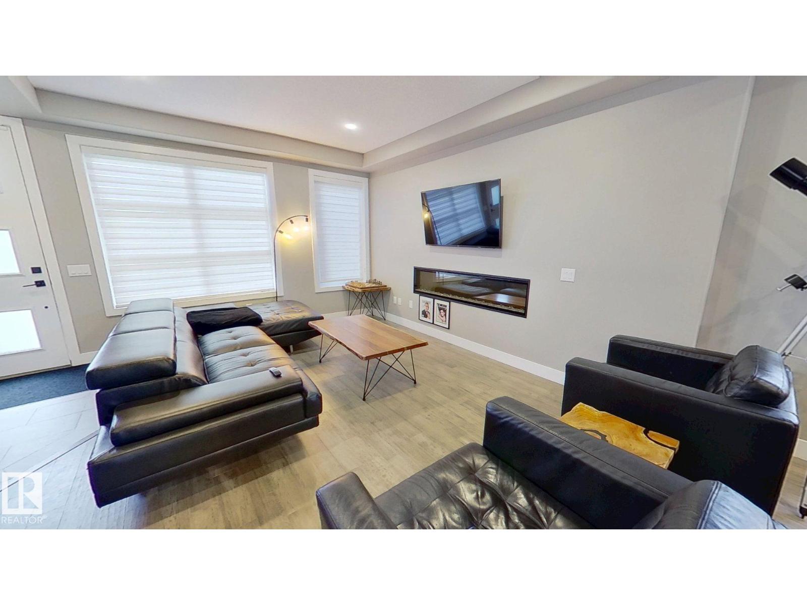 8809 148 St Nw, Edmonton, Alberta  T5R 0Z8 - Photo 3 - E4459510