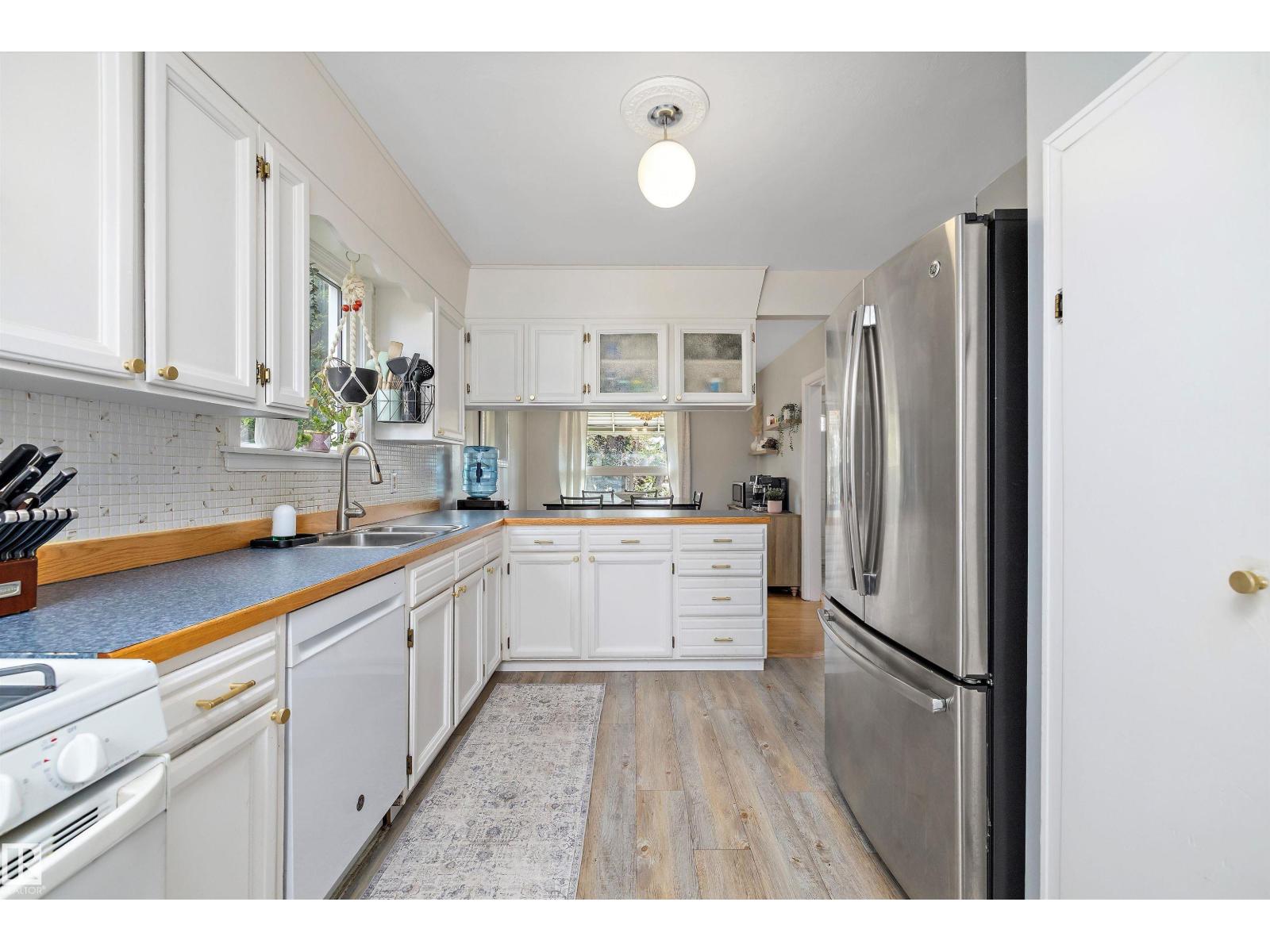 8006 75 St Nw, Edmonton, Alberta  T6C 2G7 - Photo 17 - E4459515