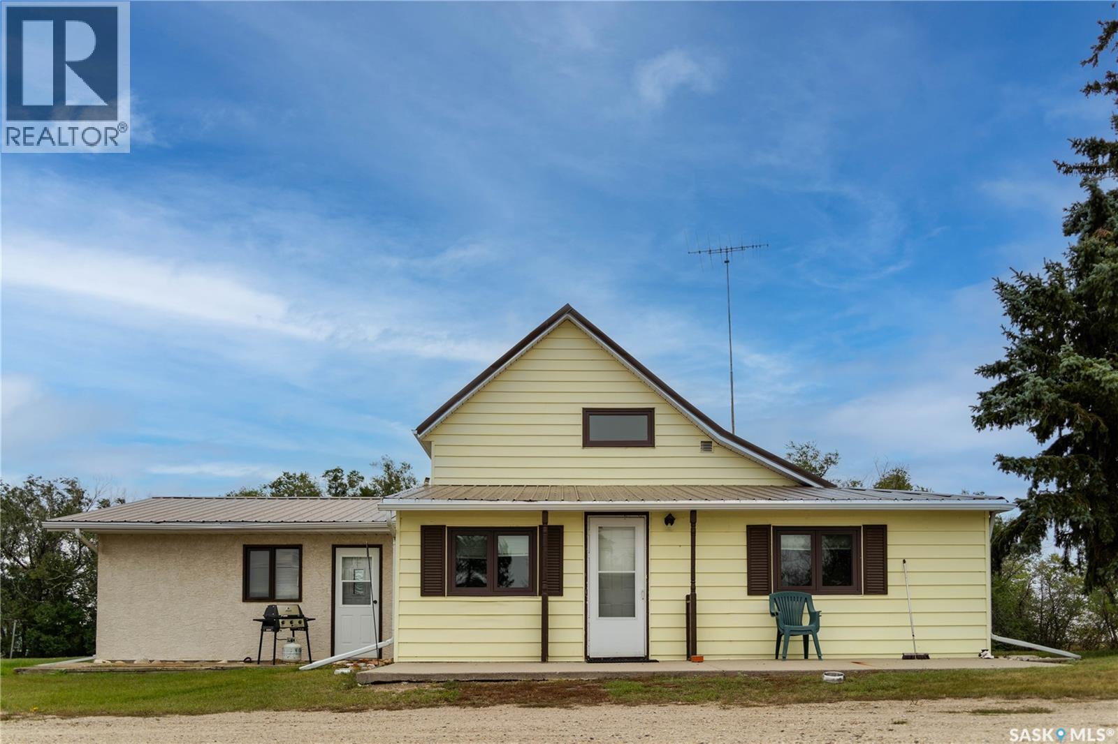 Ehman Home Quarter, Sarnia Rm No. 221, Saskatchewan  S0G 3C0 - Photo 4 - SK019390