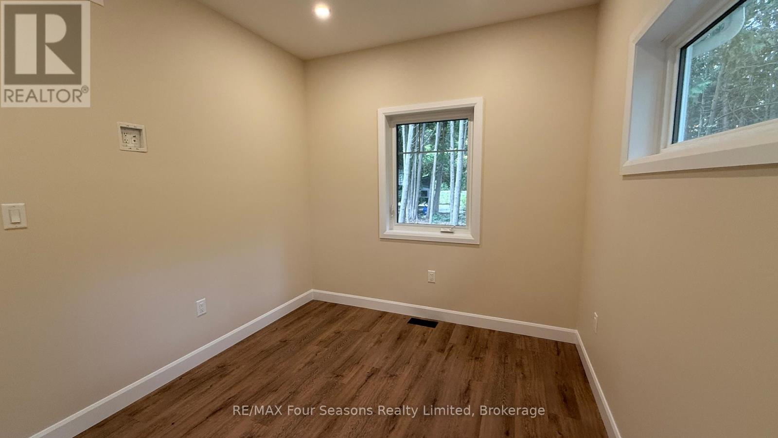 457 Huron Road, South Bruce Peninsula, Ontario  N0H 2T0 - Photo 17 - X12427254