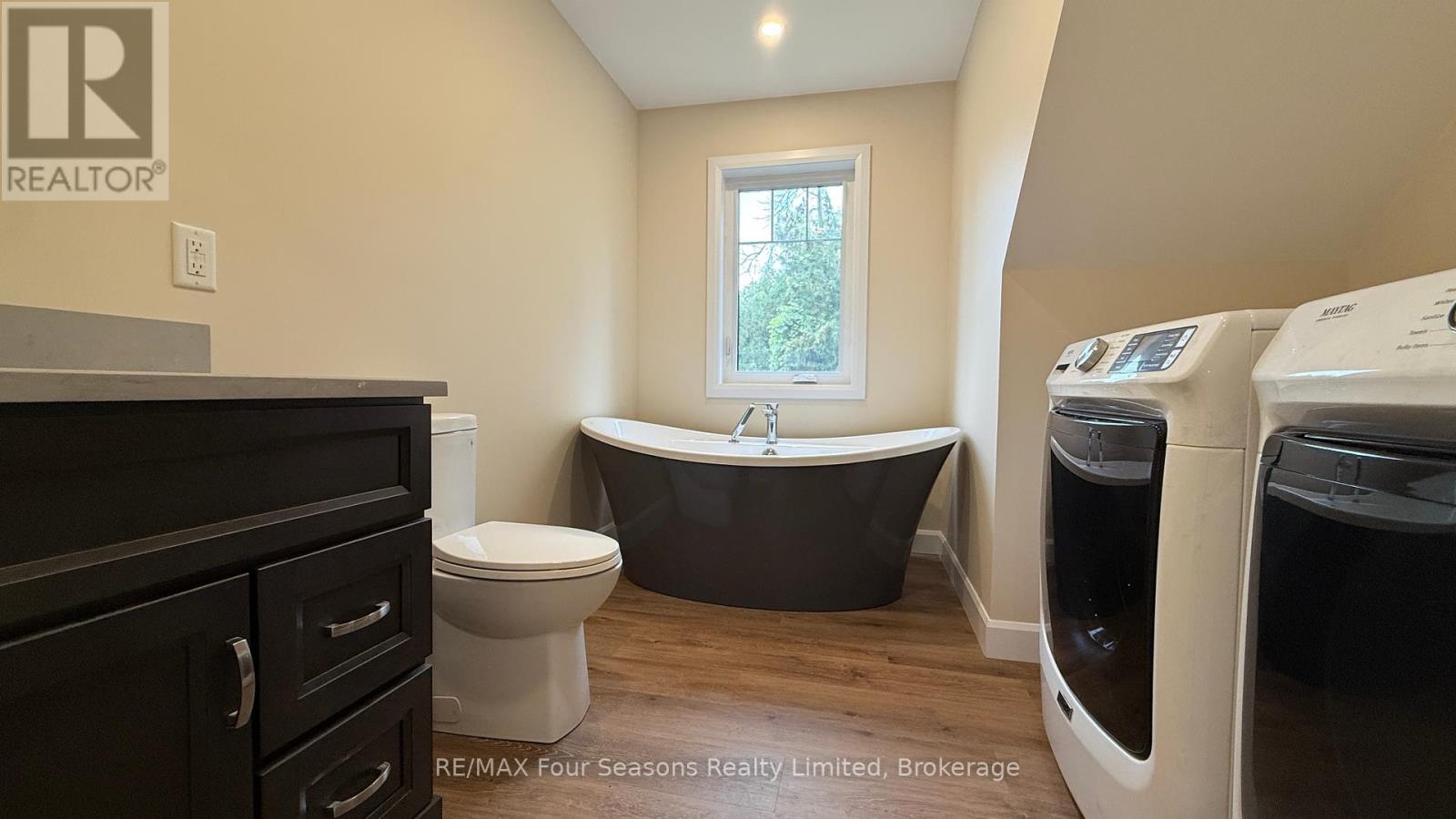 457 Huron Road, South Bruce Peninsula, Ontario  N0H 2T0 - Photo 18 - X12427254