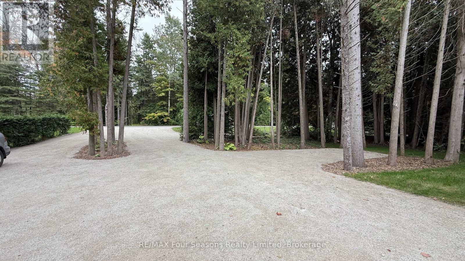 457 Huron Road, South Bruce Peninsula, Ontario  N0H 2T0 - Photo 31 - X12427254