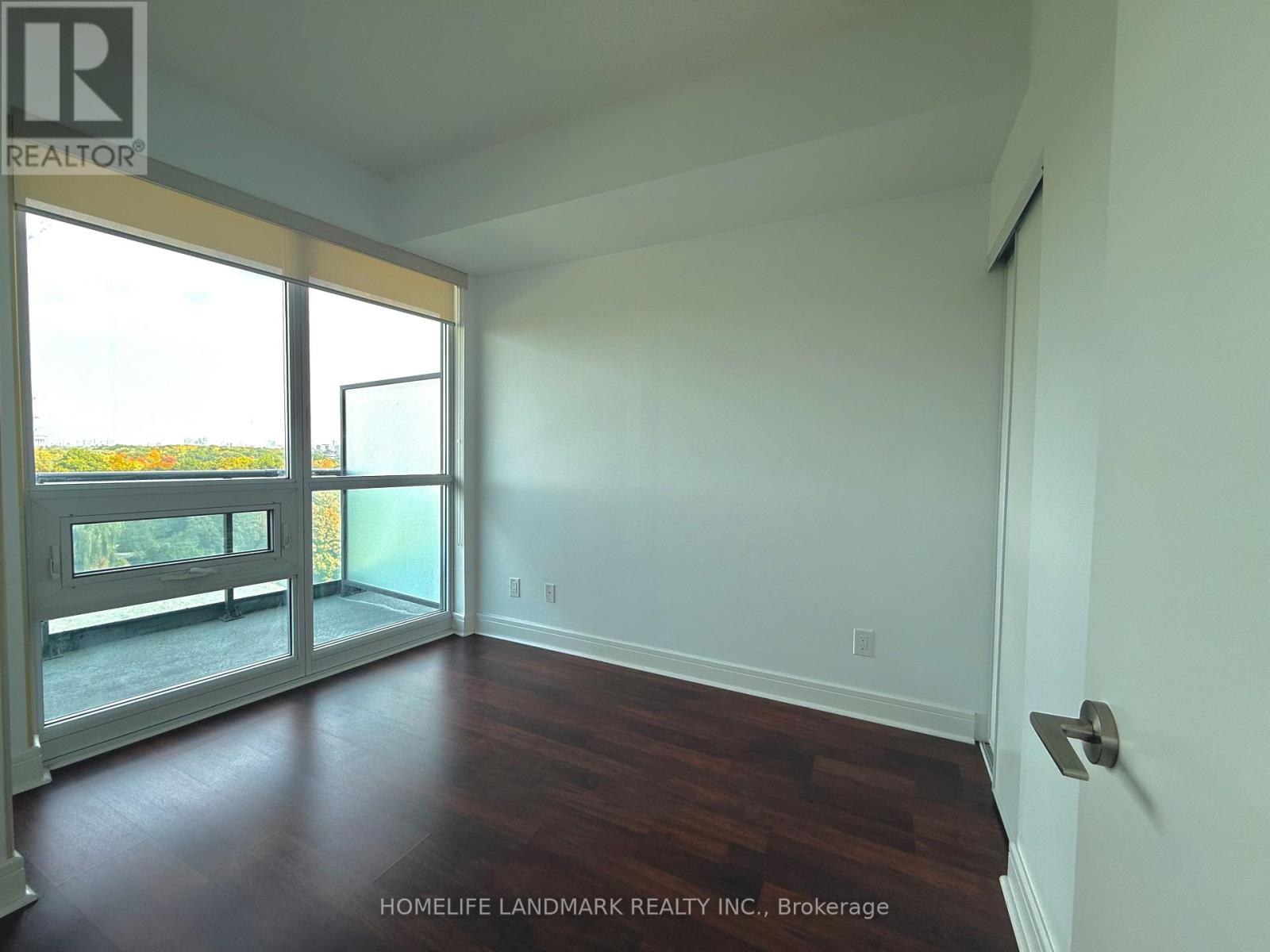 901 - 35 Brian Peck Crescent, Toronto, Ontario  M4G 0A5 - Photo 10 - C12425015