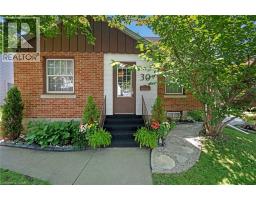 30 CENTRE Street, cambridge, Ontario