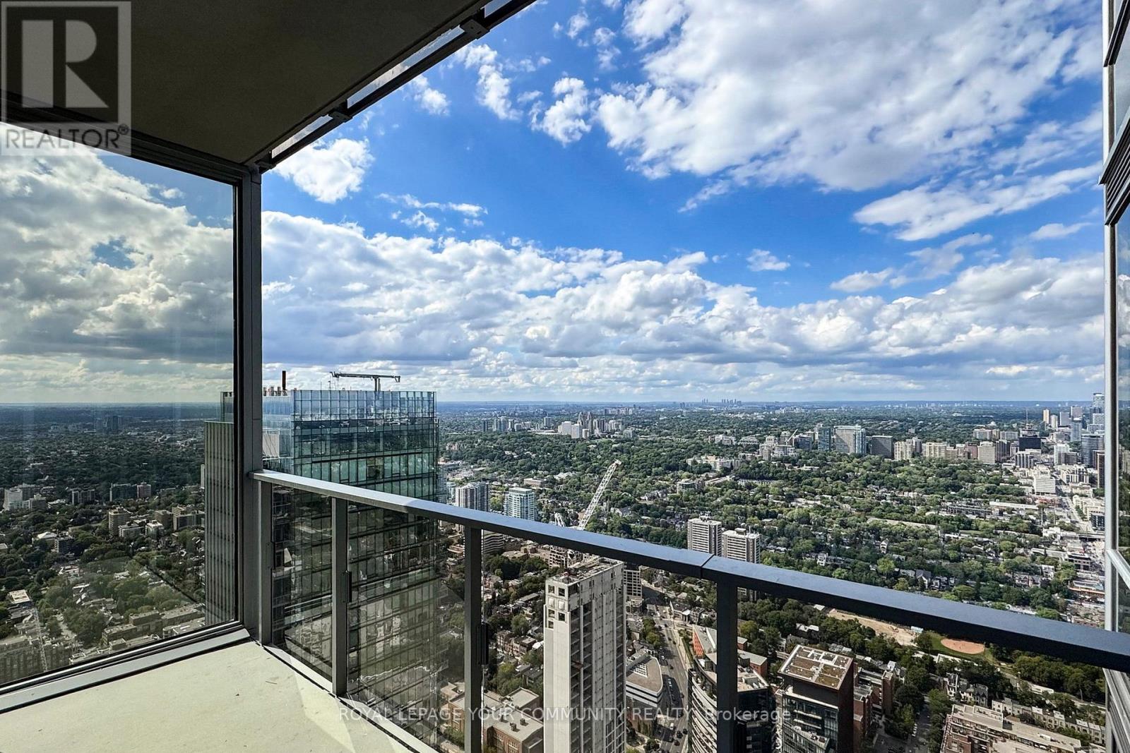 6002 - 11 Yorkville Avenue, Toronto, Ontario  M4W 0B7 - Photo 16 - C12427329