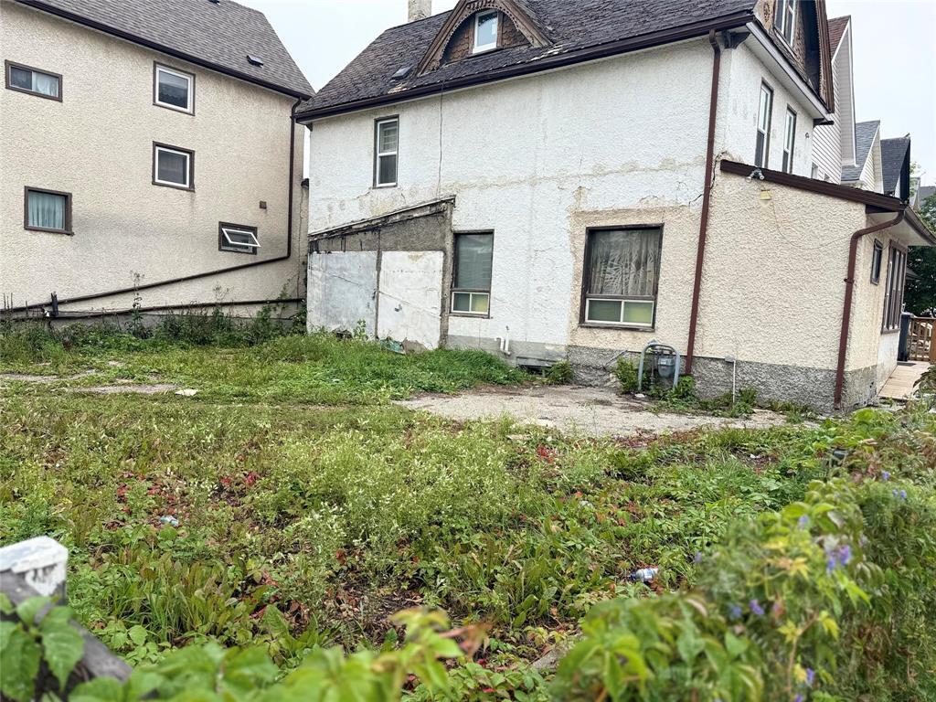 598 William Avenue, Winnipeg, Manitoba  R3A 0K2 - Photo 1 - 202524873