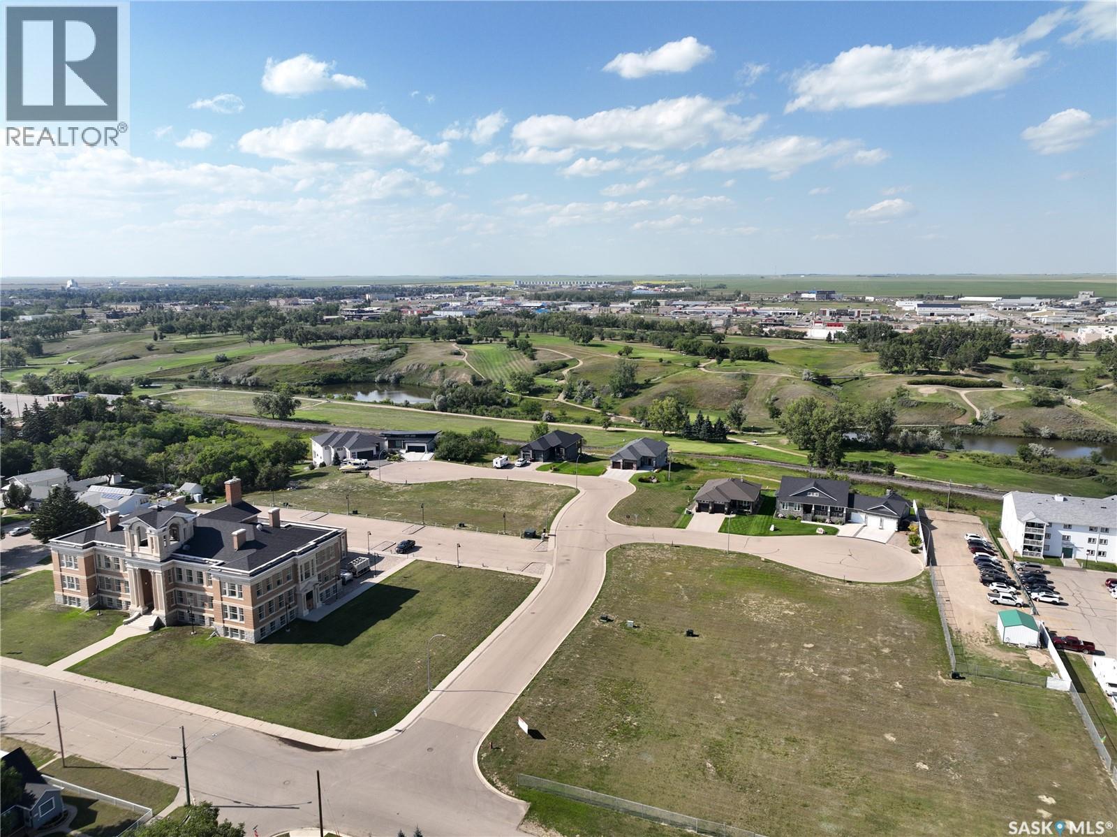 2 Copper Ridge Cove, Moose Jaw, Saskatchewan  S6H 4R1 - Photo 14 - SK998941