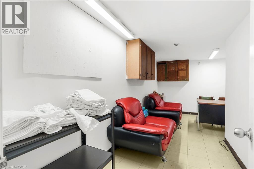 312 Lake Street, St. Catharines, Ontario  L2N 4H4 - Photo 38 - 40773675