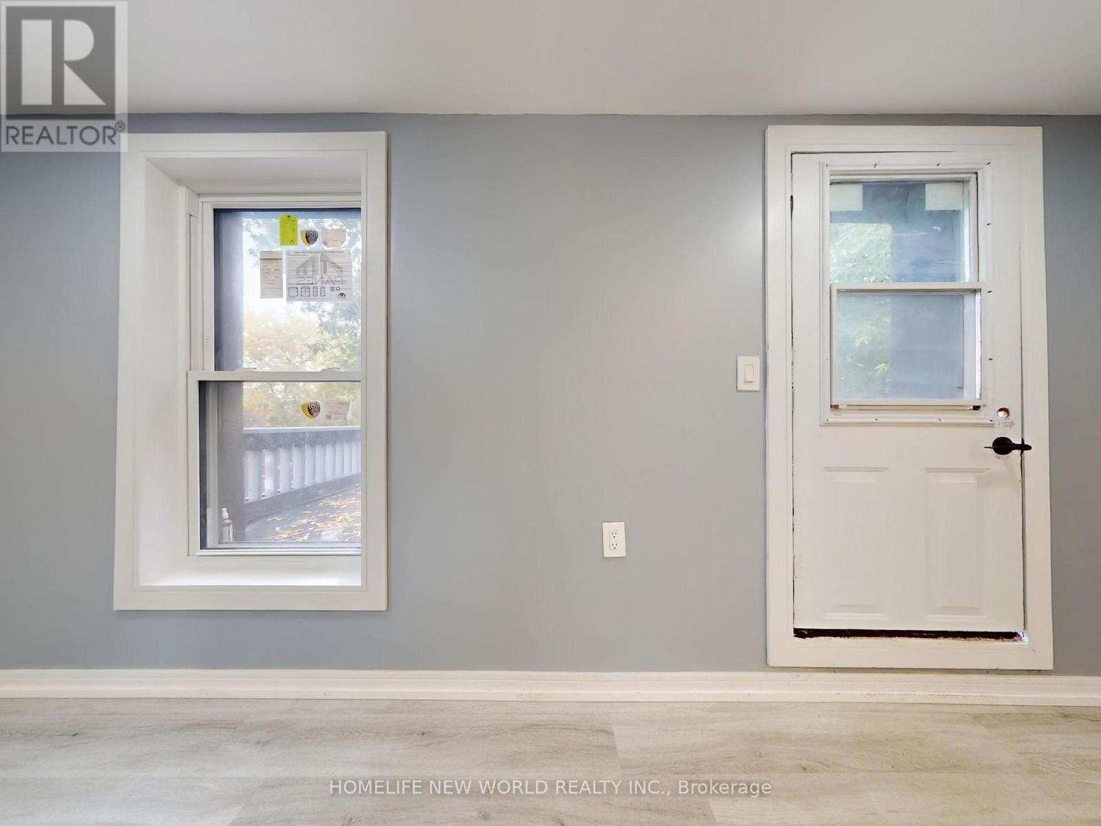 11 Maple Street, Oshawa, Ontario  L1H 2L6 - Photo 11 - E12427319