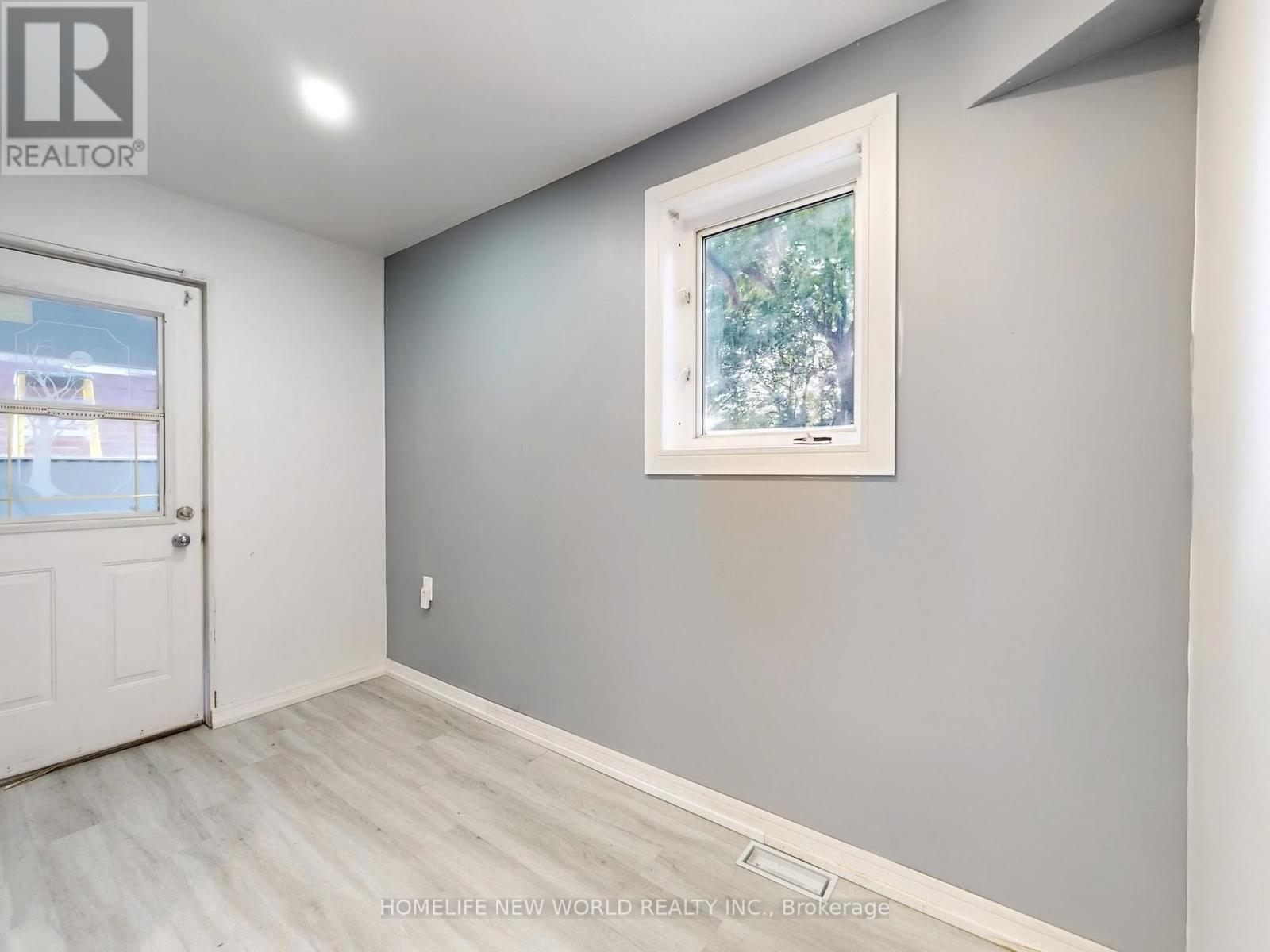 11 Maple Street, Oshawa, Ontario  L1H 2L6 - Photo 14 - E12427319