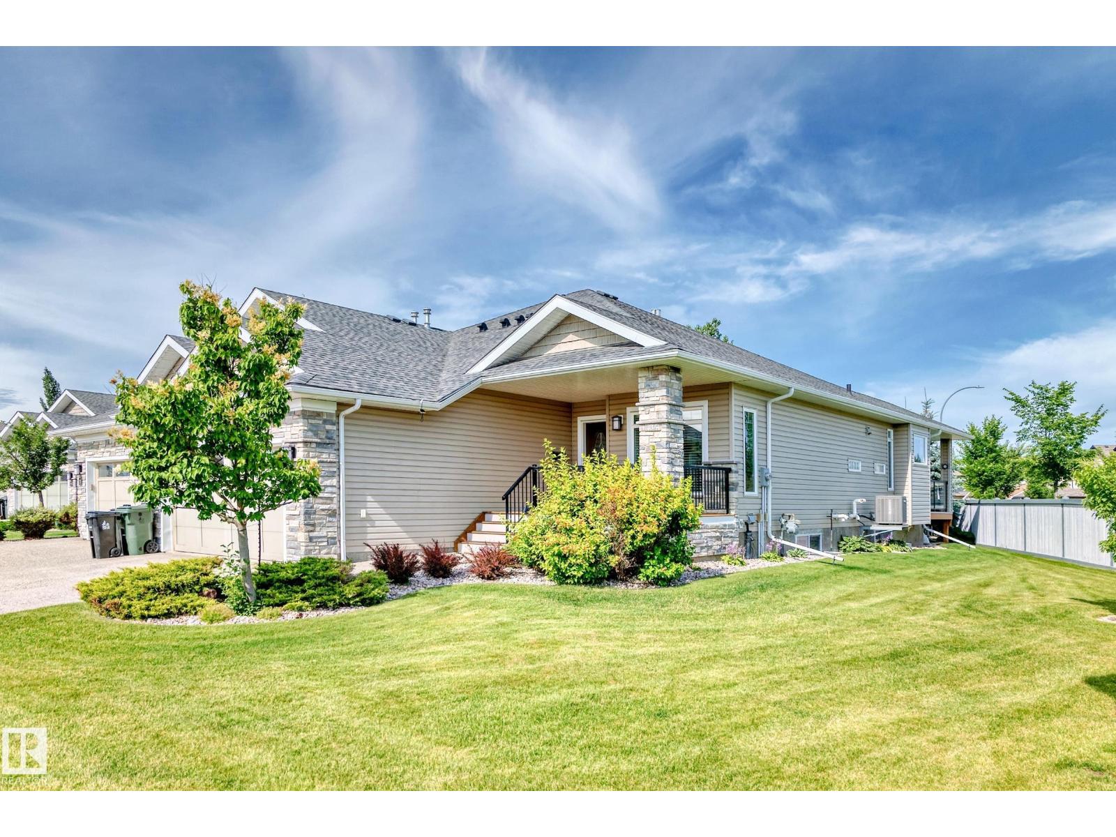 1 Lincoln Cv, Spruce Grove, Alberta  T7X 0N5 - Photo 2 - E4447326