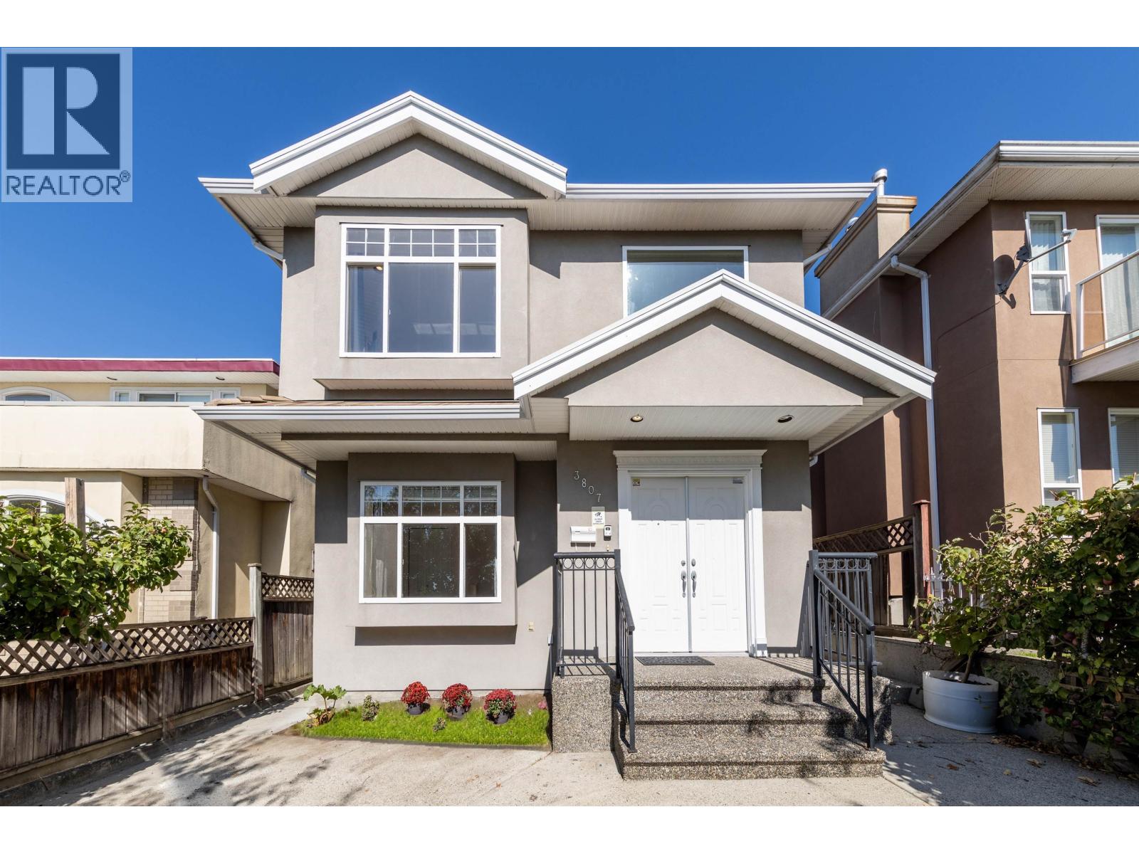3807 UNION STREET, Burnaby, British Columbia