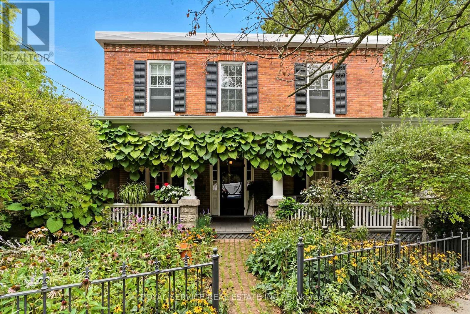 81 Pine Street S, Port Hope, Ontario  L1A 3G2 - Photo 1 - X12427451