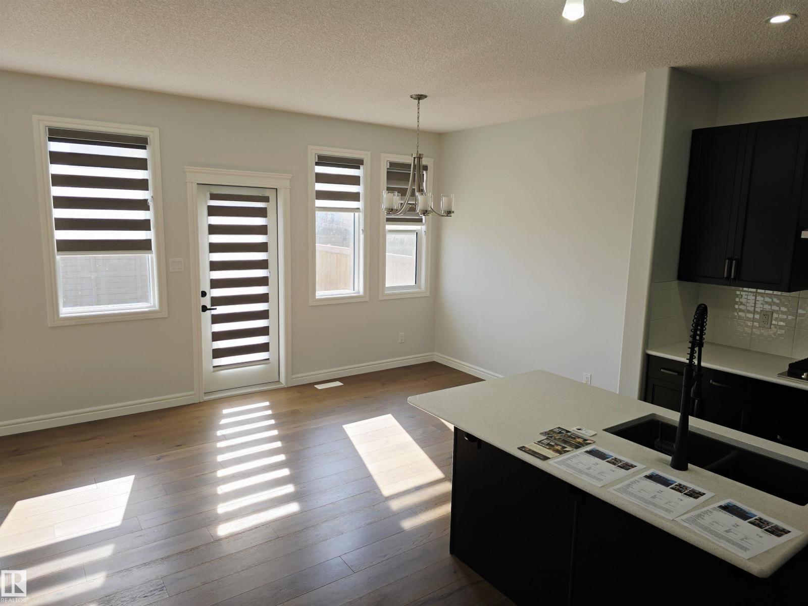 449 Conroy Cr N Sw, Edmonton, Alberta  T6W 5A9 - Photo 10 - E4459517