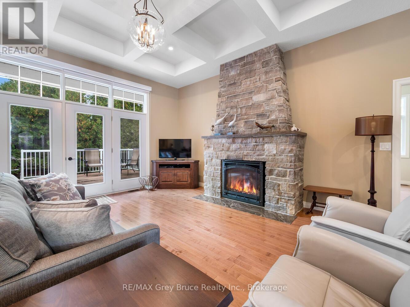51 Hawes Road, Northern Bruce Peninsula, Ontario  N0H 1W0 - Photo 10 - X12427374