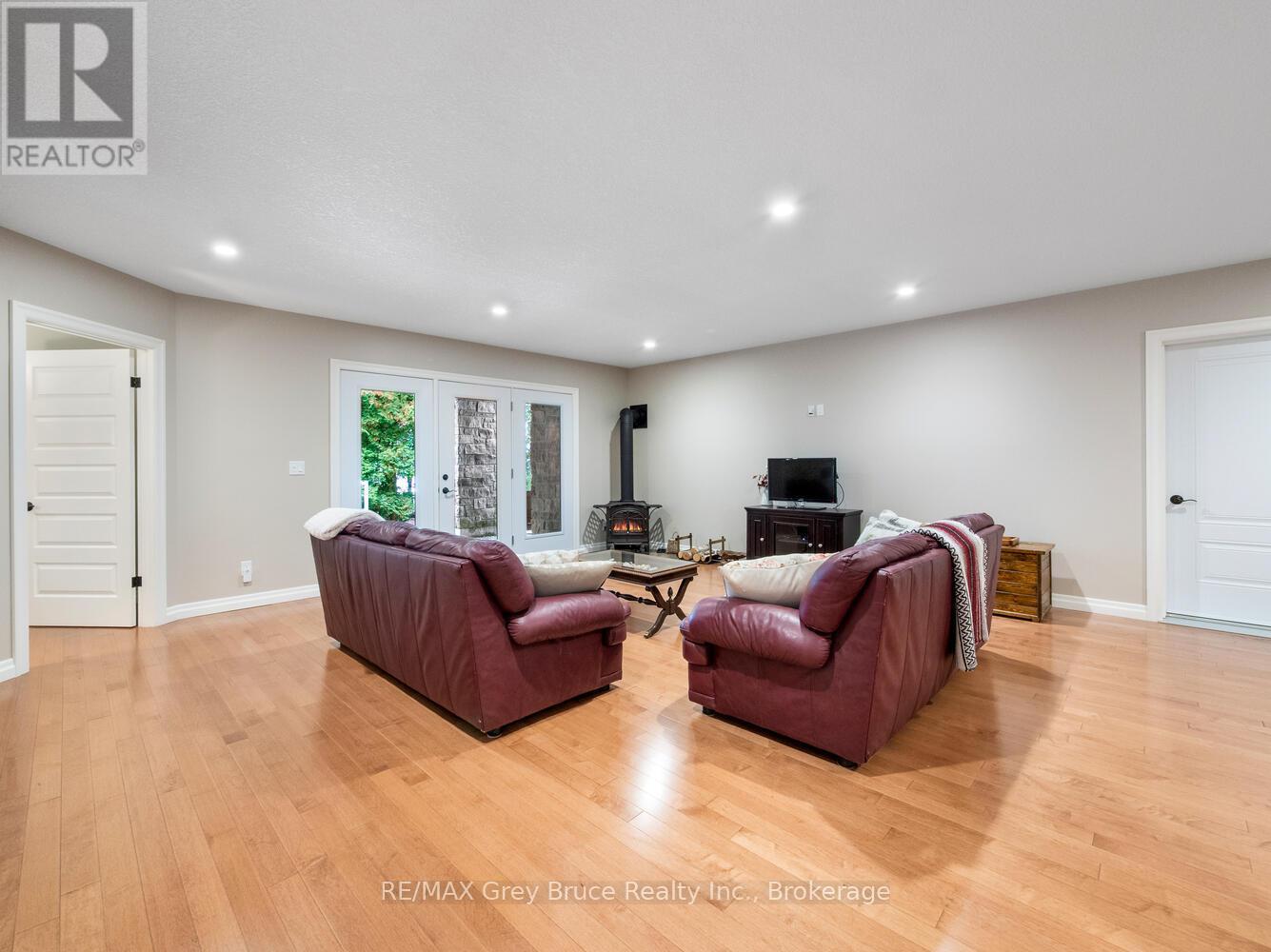 51 Hawes Road, Northern Bruce Peninsula, Ontario  N0H 1W0 - Photo 27 - X12427374