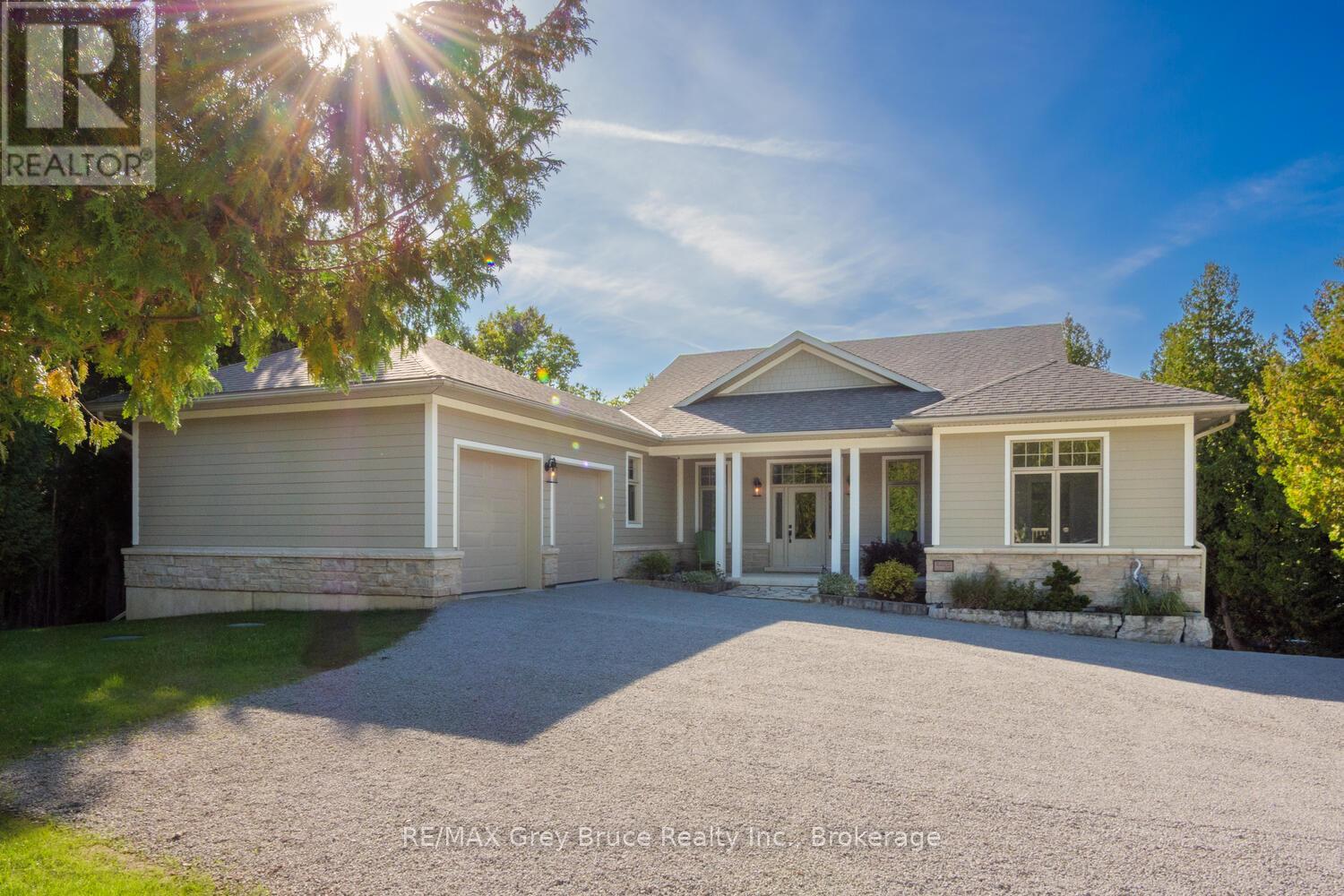 51 Hawes Road, Northern Bruce Peninsula, Ontario  N0H 1W0 - Photo 5 - X12427374
