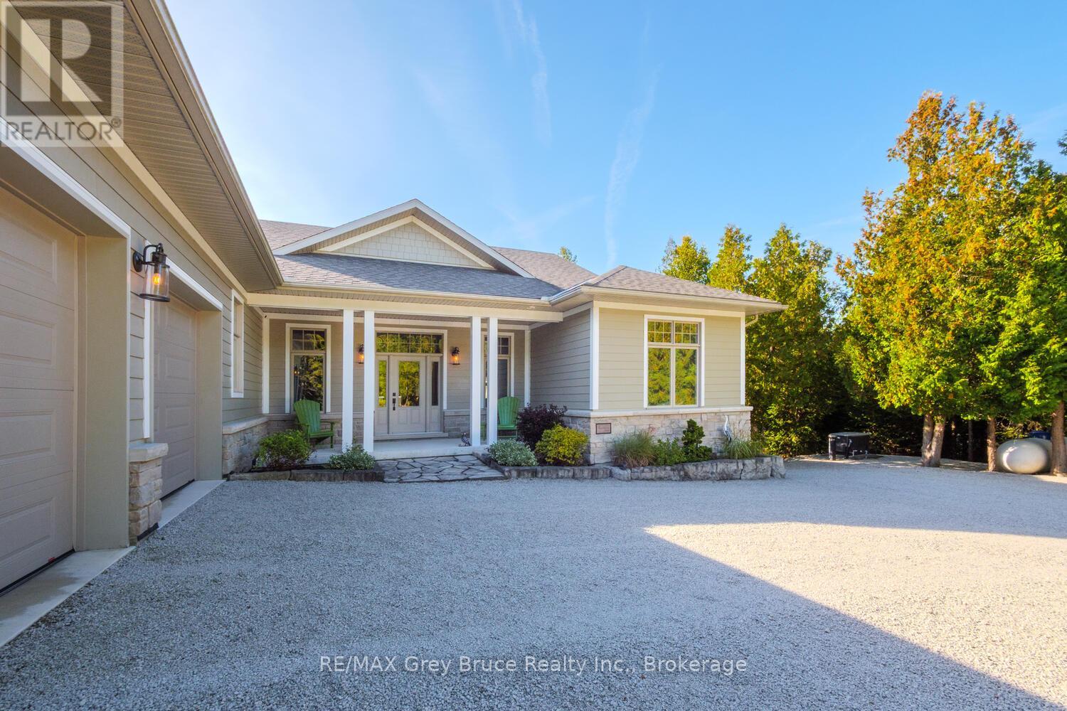 51 Hawes Road, Northern Bruce Peninsula, Ontario  N0H 1W0 - Photo 6 - X12427374