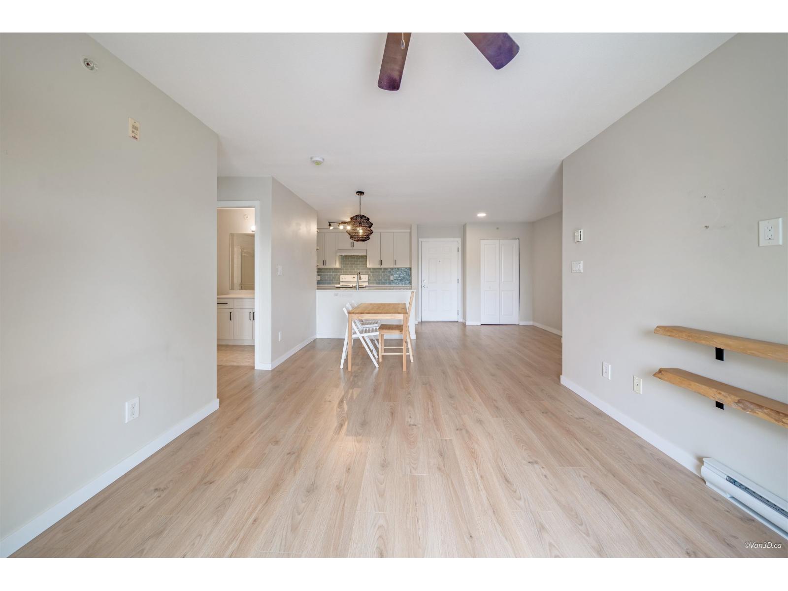 409 33960 Old Yale Road, Abbotsford, British Columbia  V2S 2J9 - Photo 5 - R3052234