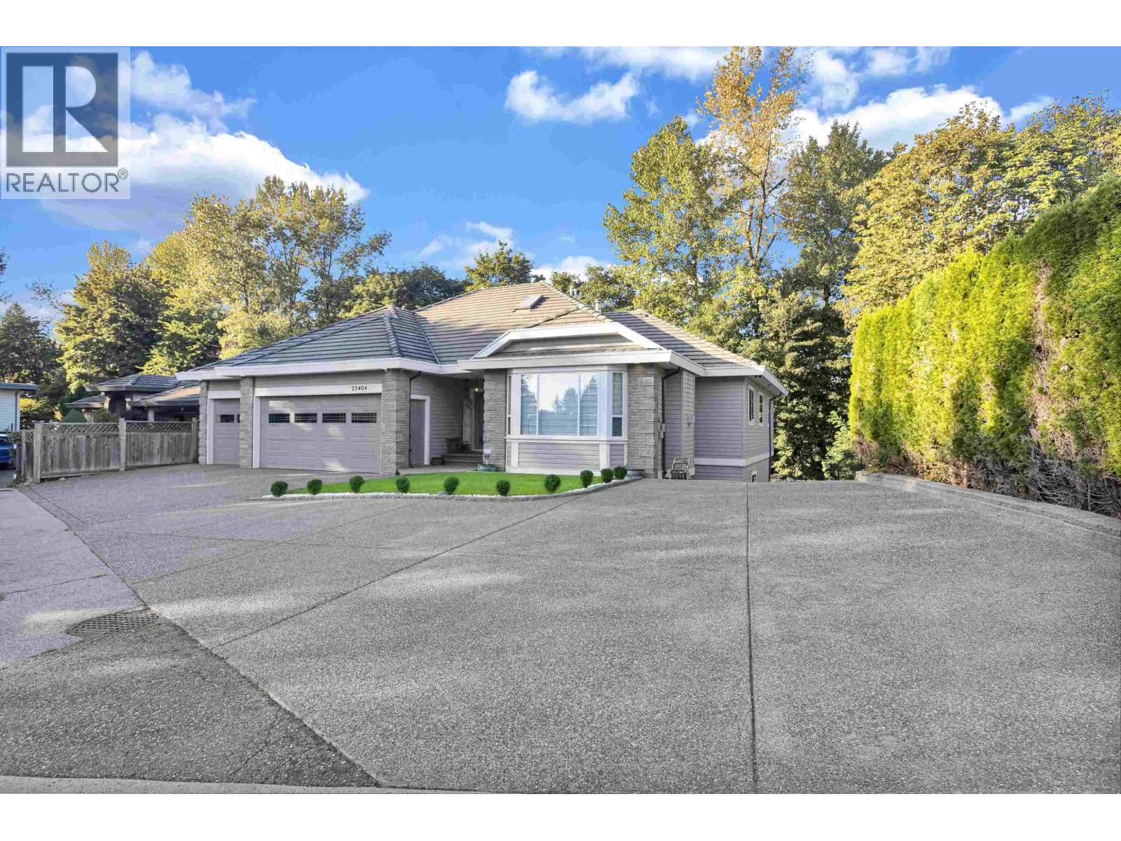 23404 Tamarack Lane, Maple Ridge, British Columbia  V2W 1A8 - Photo 1 - R3050901