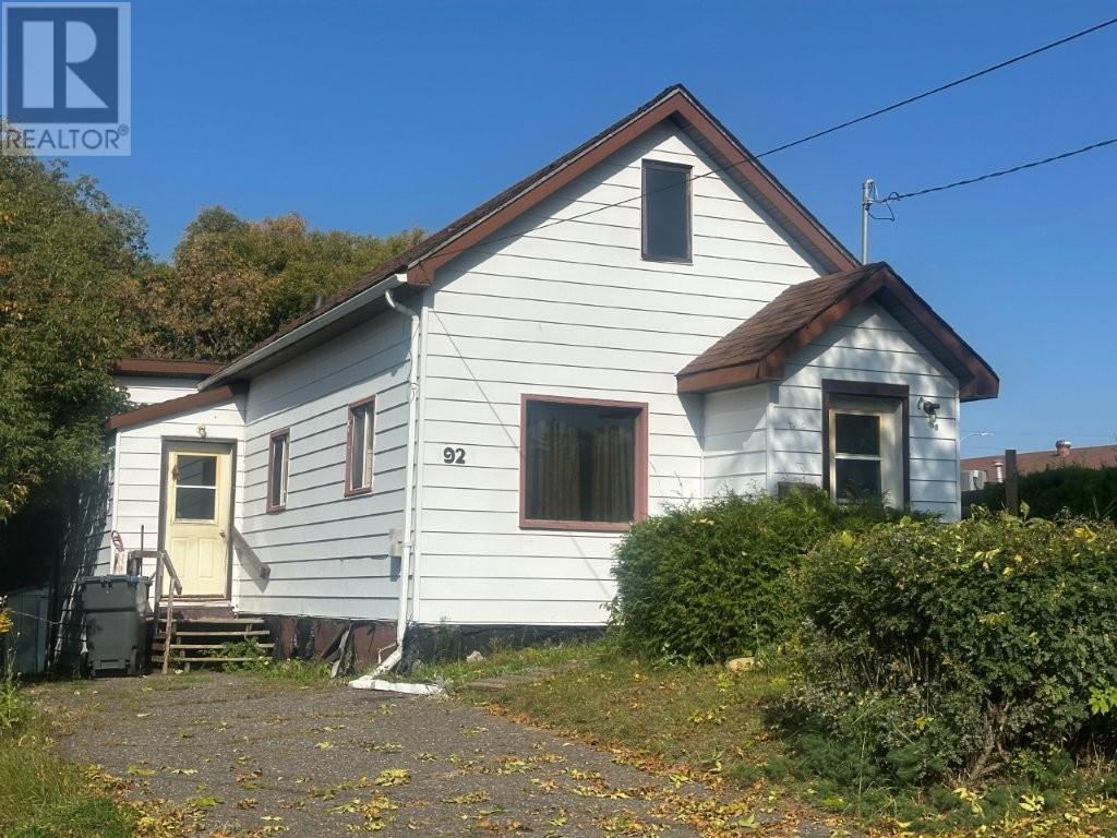 92 Windemere Ave S, Thunder Bay, Ontario  P7B 4M3 - Photo 1 - TB253061