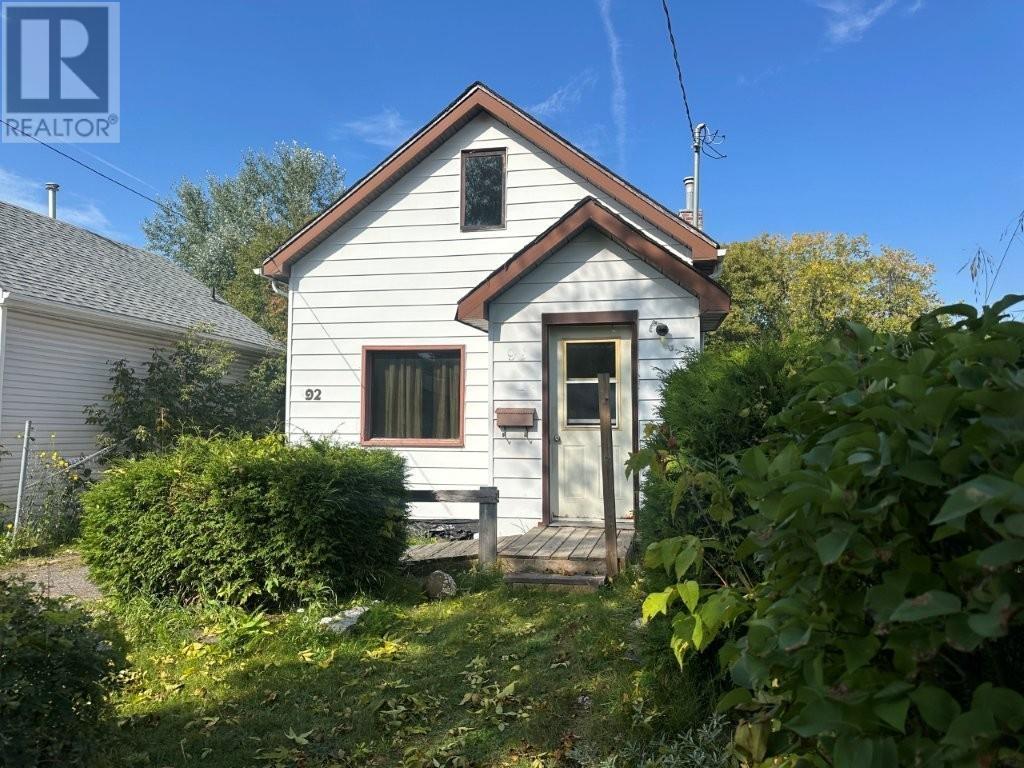 92 Windemere Ave S, Thunder Bay, Ontario  P7B 4M3 - Photo 5 - TB253061