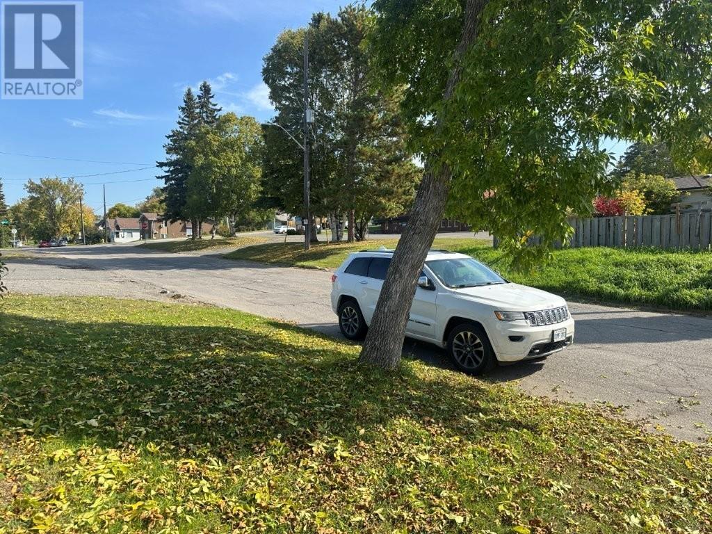 92 Windemere Ave S, Thunder Bay, Ontario  P7B 4M3 - Photo 36 - TB253061