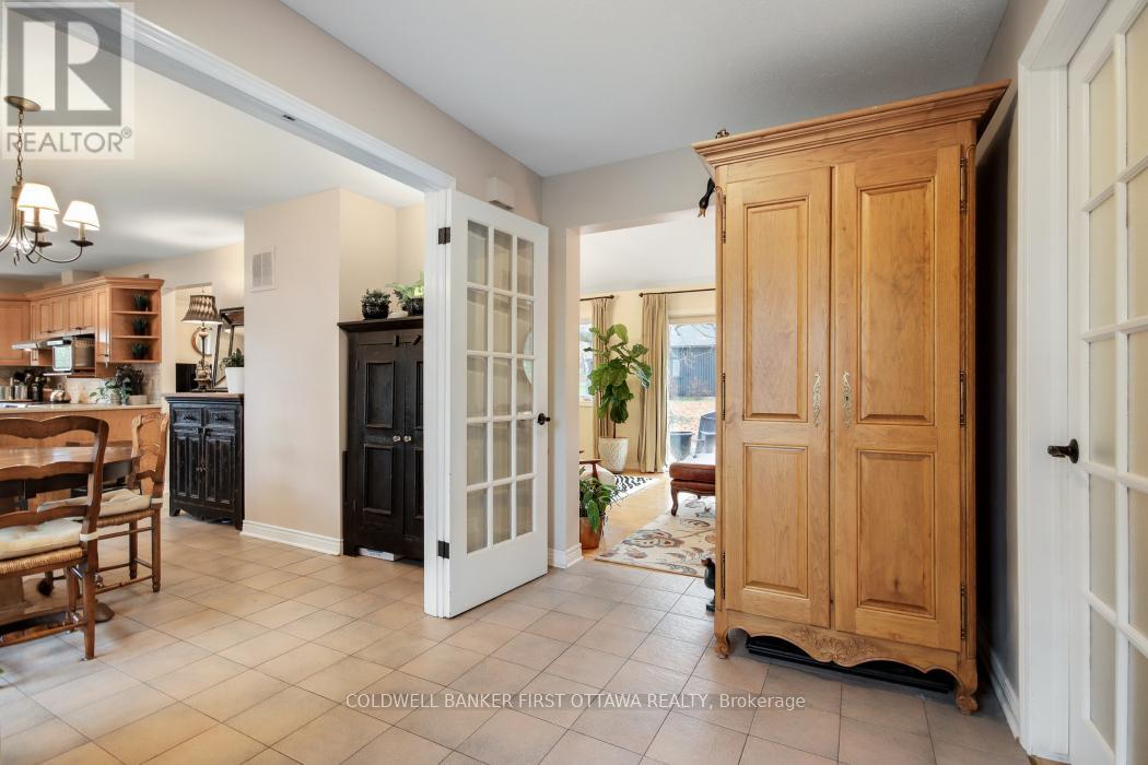 2060 Fifth Line Road, Ottawa, Ontario  K0A 1T0 - Photo 6 - X12427389