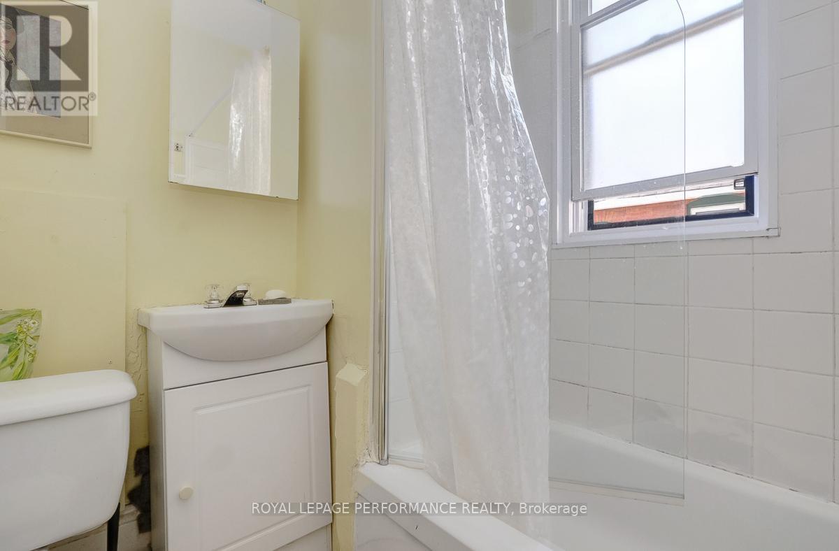 486-488 Lisgar Street, Ottawa, Ontario  K1R 5H3 - Photo 25 - X12427393