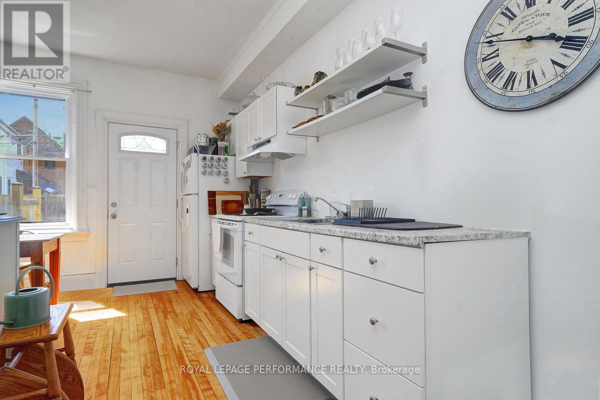 486-488 Lisgar Street, Ottawa, Ontario  K1R 5H3 - Photo 8 - X12427393