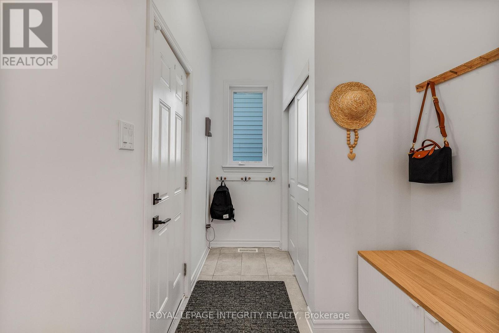181 Crevasse Road, Ottawa, Ontario  K1W 0H8 - Photo 6 - X12427442