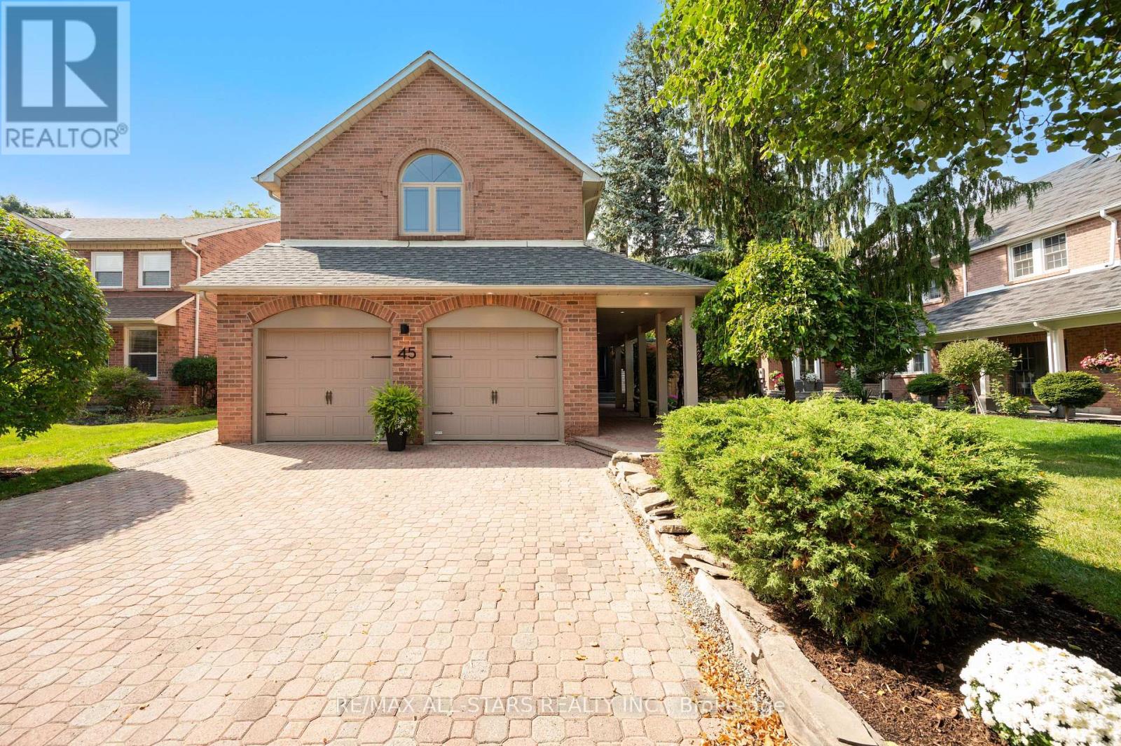 45 Rosemead Close, Markham, Ontario  L3R 3Z4 - Photo 2 - N12427293
