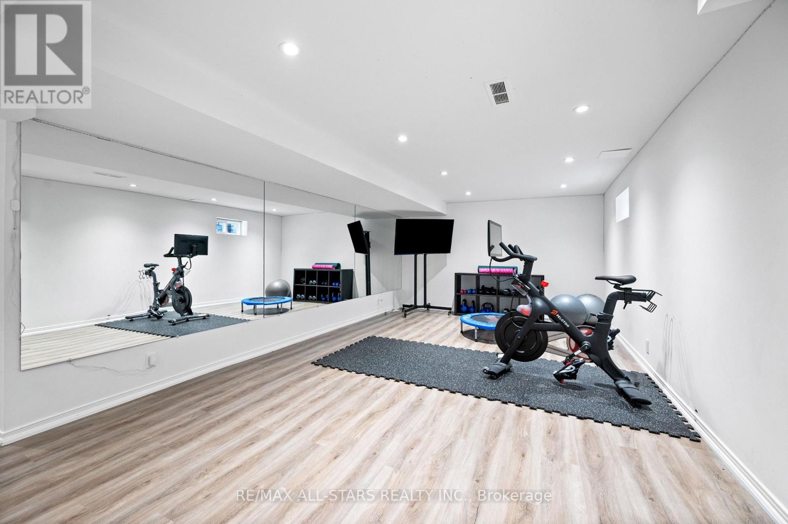 45 Rosemead Close, Markham, Ontario  L3R 3Z4 - Photo 43 - N12427293