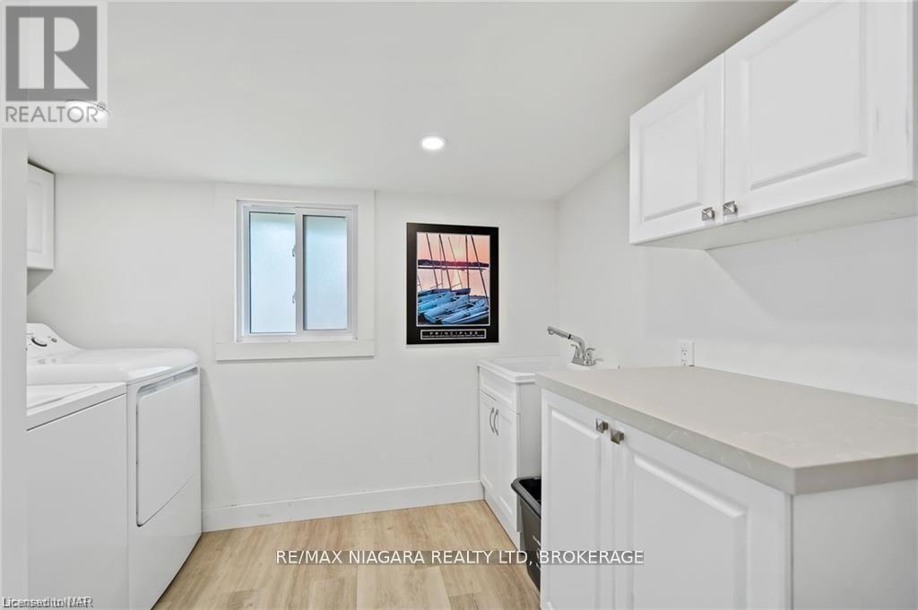 377 Cambridge Road W, Fort Erie, Ontario  L0S 1B0 - Photo 18 - X12427438