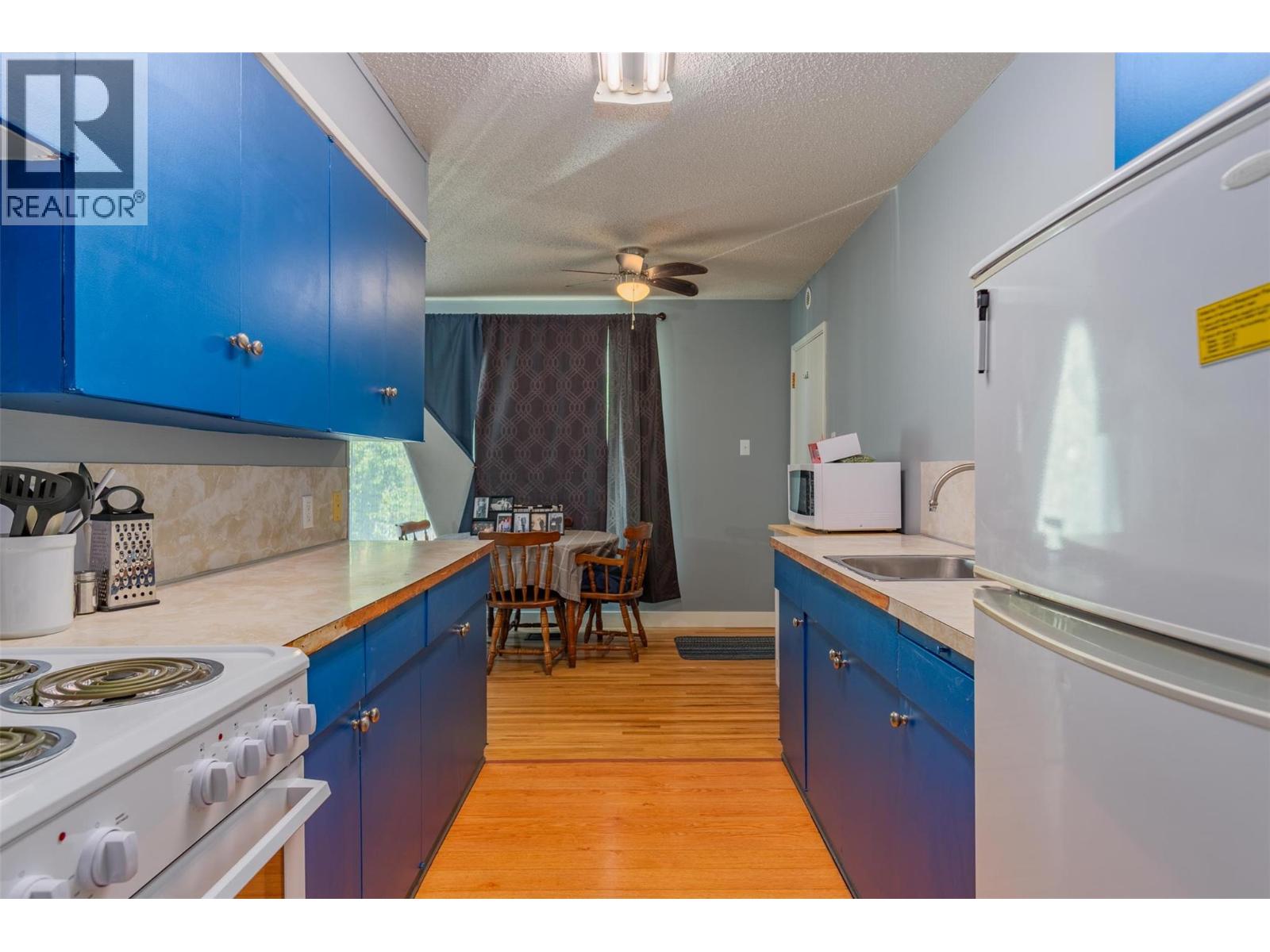 940 Celia Crescent Unit# 36, Trail, British Columbia  V1R 1B8 - Photo 12 - 10364073