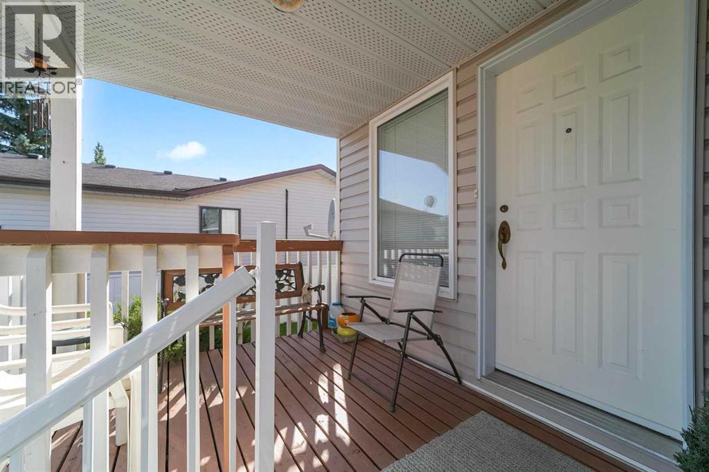 5406 62 Street, Camrose, Alberta  T4V 4H3 - Photo 3 - A2251836