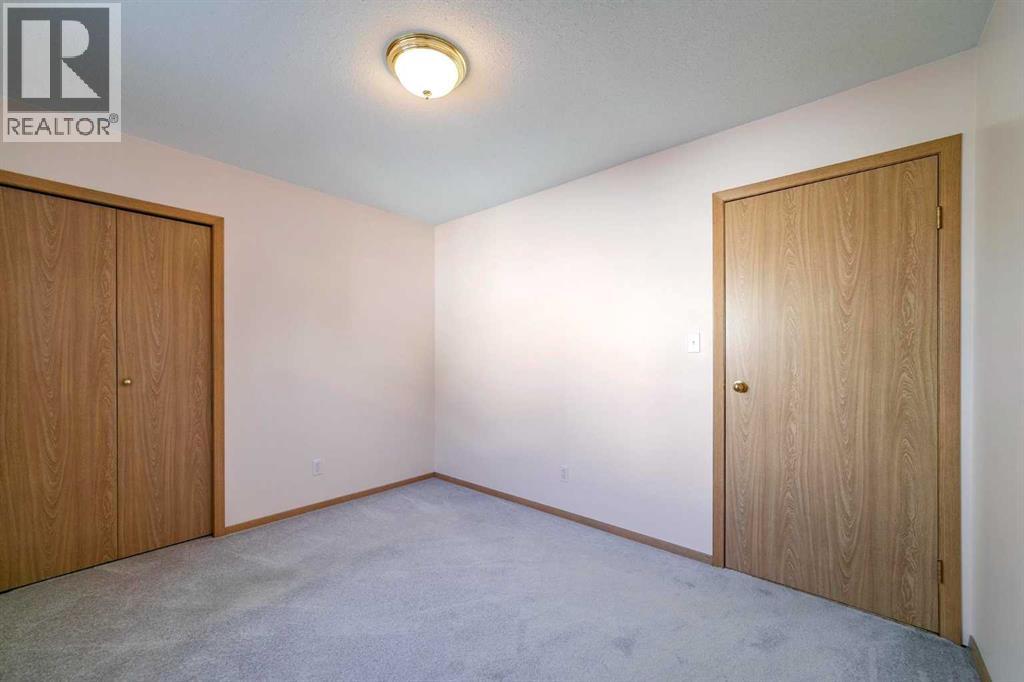 5406 62 Street, Camrose, Alberta  T4V 4H3 - Photo 18 - A2251836