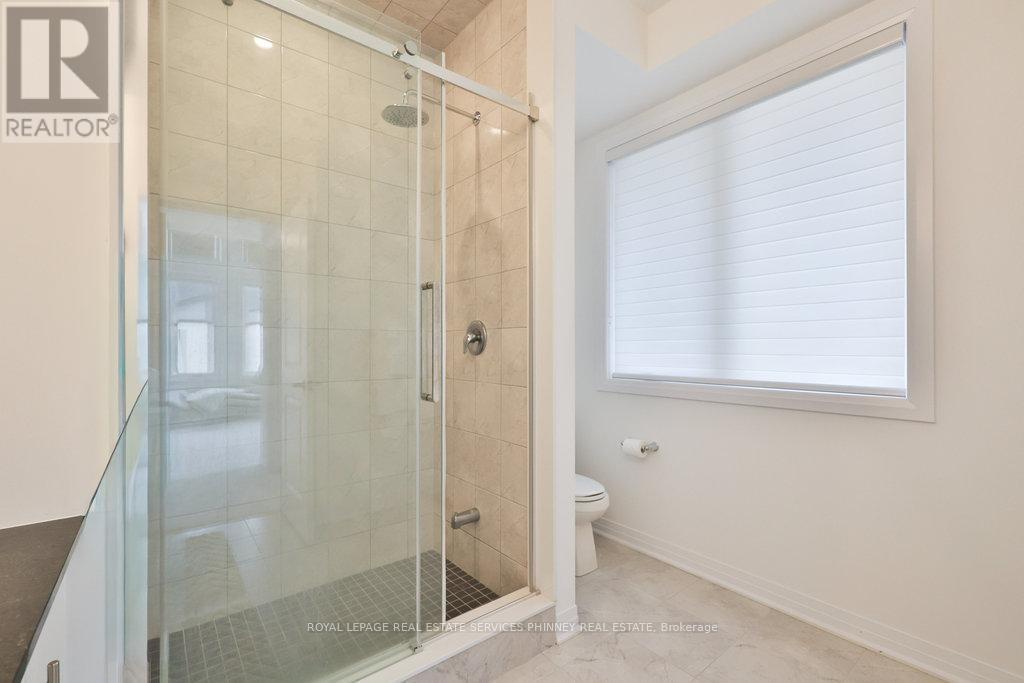 9 Crown Gate, Oakville, Ontario  L6M 0W8 - Photo 22 - W12427334